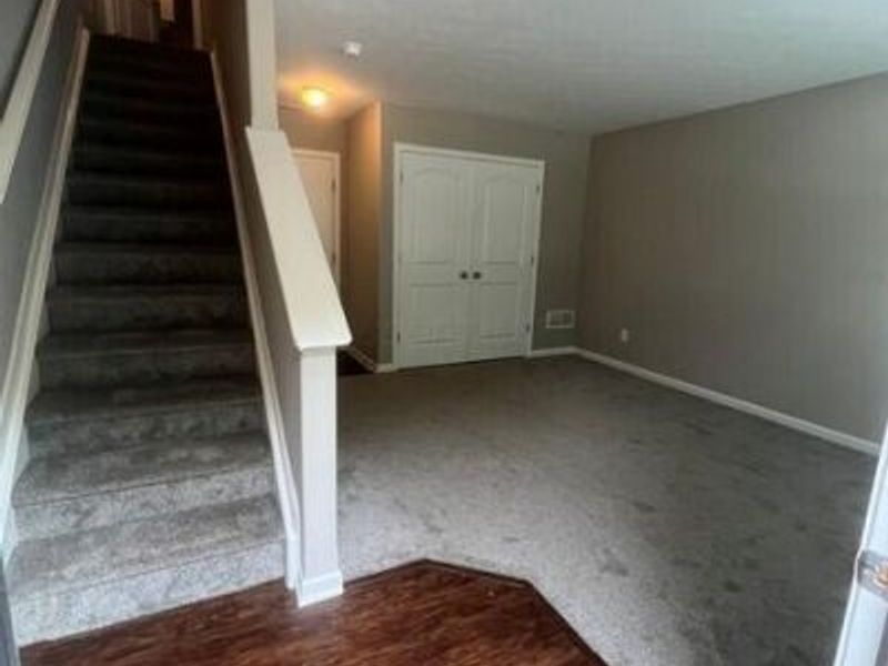 5718 Pittsford Drive, Westerville, OH 43081 Photo 4
