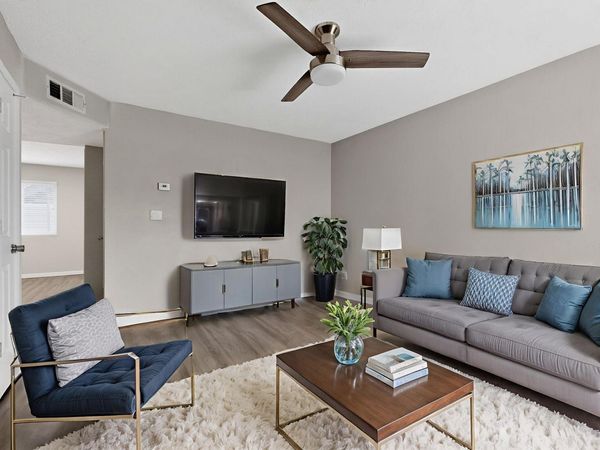 1812 Buena Vista Drive SE, Unit 4, Albuquerque, NM 87106