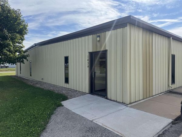 1434 PROGRESS LANE #A.1, Omro, WI 54963