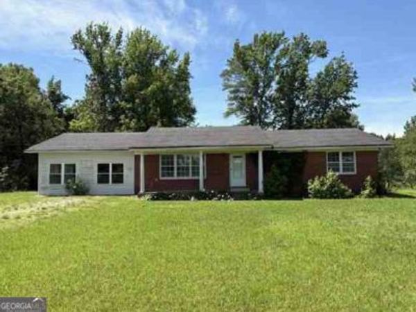 1190 Asphalt Rock Rd, Cherokee, AL 35616