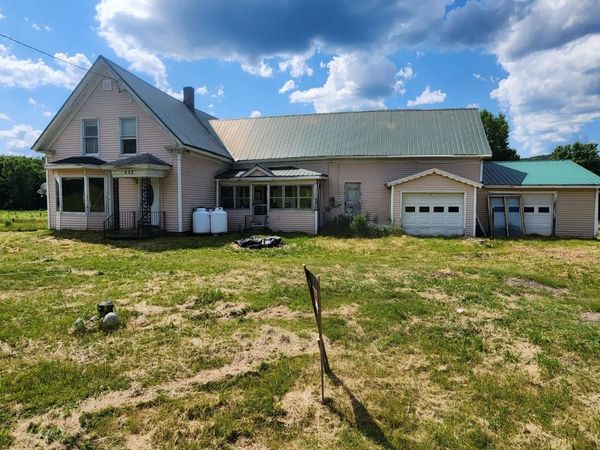 652 VT Route 100, Lowell, VT 05847