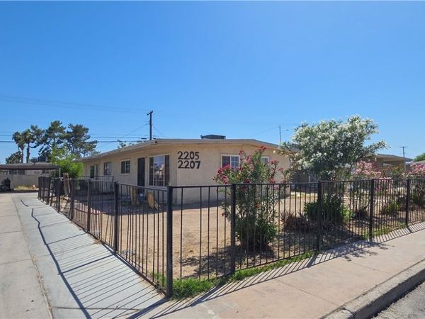 2205 E Webb Avenue, North Las Vegas, NV 89030