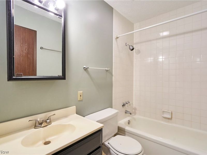 939 Kirkwall Drive, Copley, OH 44321 Photo 23