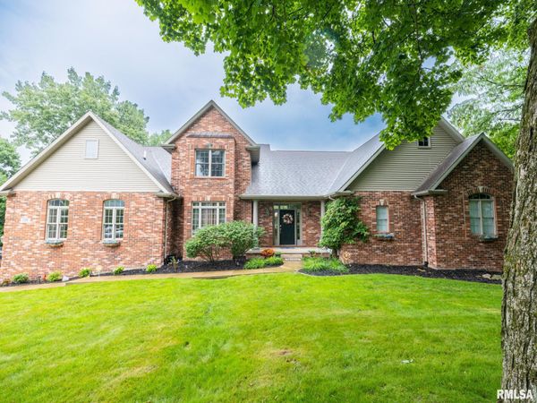 1108 THORNBERRY Lane, Germantown Hills, IL 61548