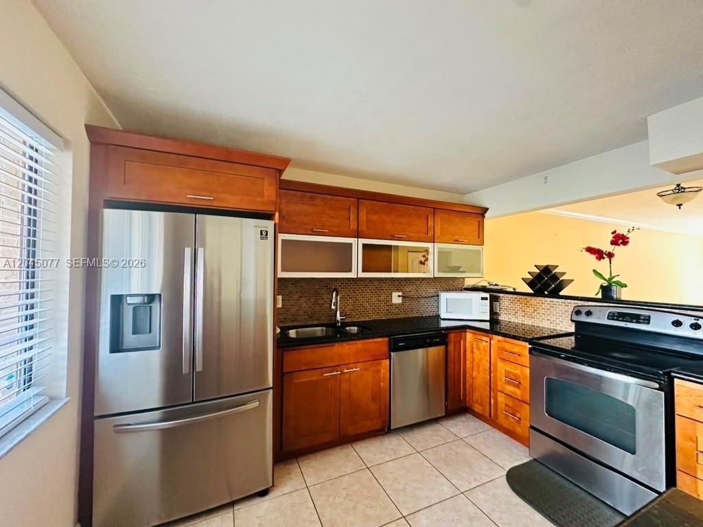 197 Lakeview Dr , Unit 105, Weston, FL 33326 Photo
