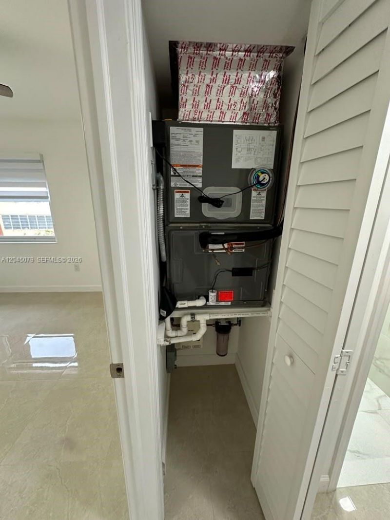 1560 W 46th St , Unit 228, Hialeah, FL 33012 Photo