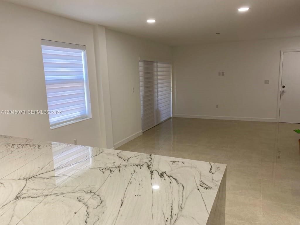 1560 W 46th St , Unit 228, Hialeah, FL 33012 Photo