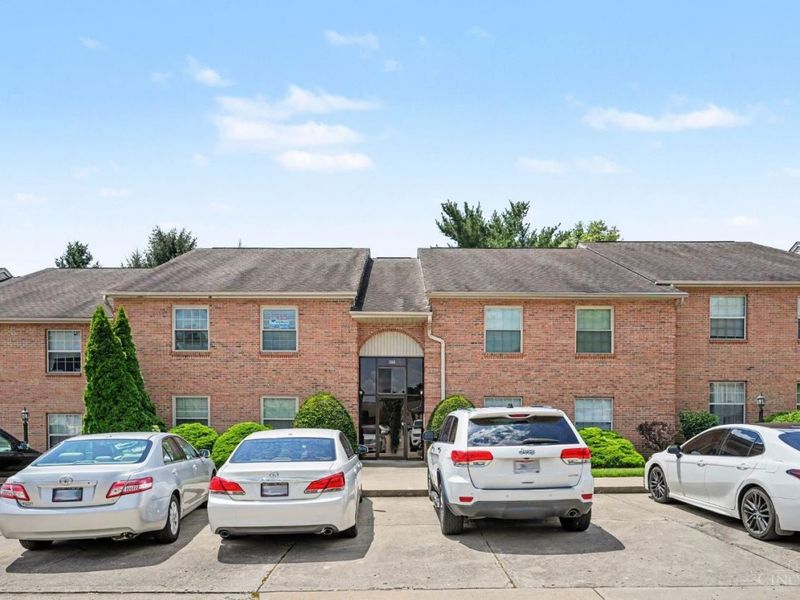 225 Morgans Way, Unit 43, Harrison, OH 45030 Photo 2