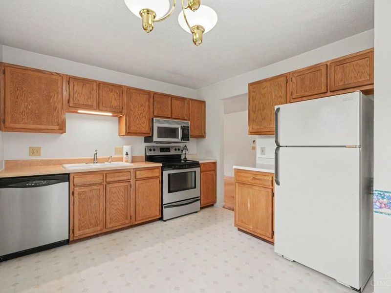 225 Morgans Way, Unit 43, Harrison, OH 45030 Photo 9
