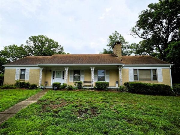 1406 Rosedale Lane, Poplar Bluff, MO 63901