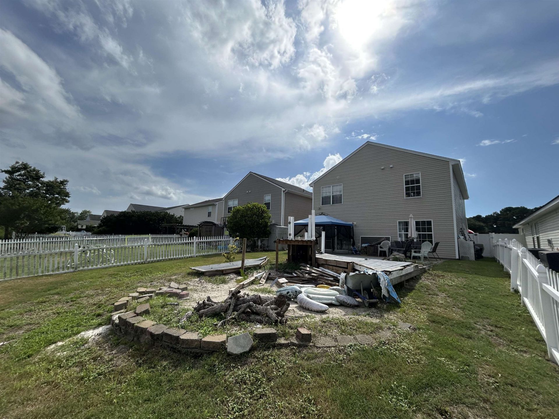 464 Dandelion Ln. Photo 7