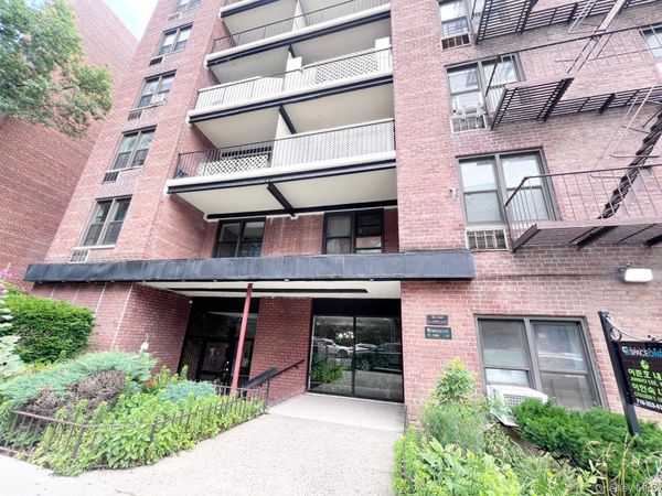 38-25 Parsons Boulevard , Unit 5A, Flushing, NY 11354