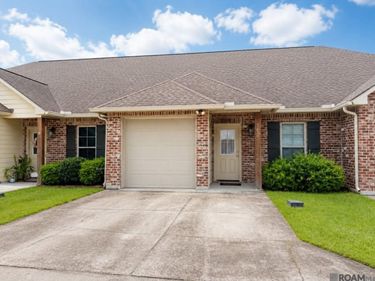 9017 Lockhart Rd, Denham Springs, LA 70726