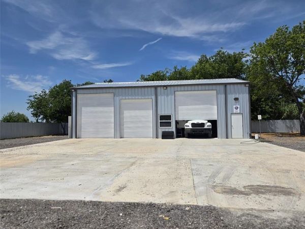 182 Diane Street , Ferris, TX 75125