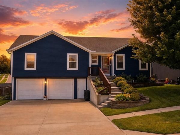 2203 Bateley Street, St Joseph, MO 64503