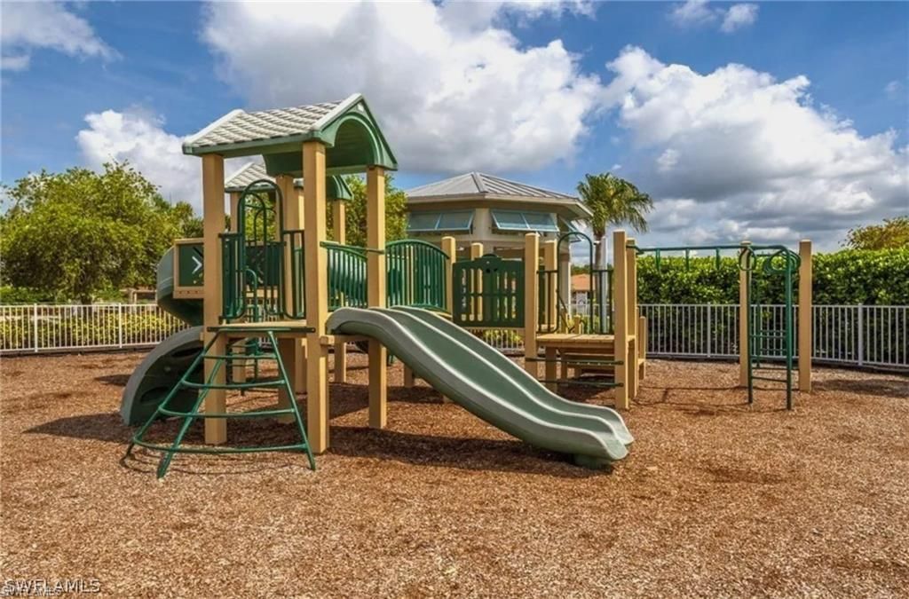 3861 King Williams St , Fort Myers, FL 33916 Photo