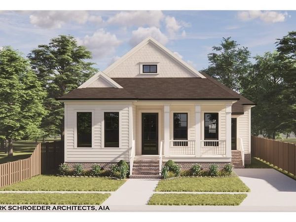 6046 CAMERON Boulevard, New Orleans, LA 70122