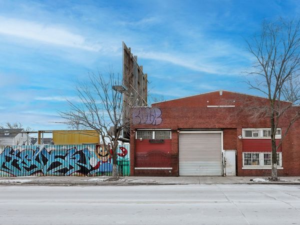 3709 W Armitage Avenue , Chicago, IL 60647