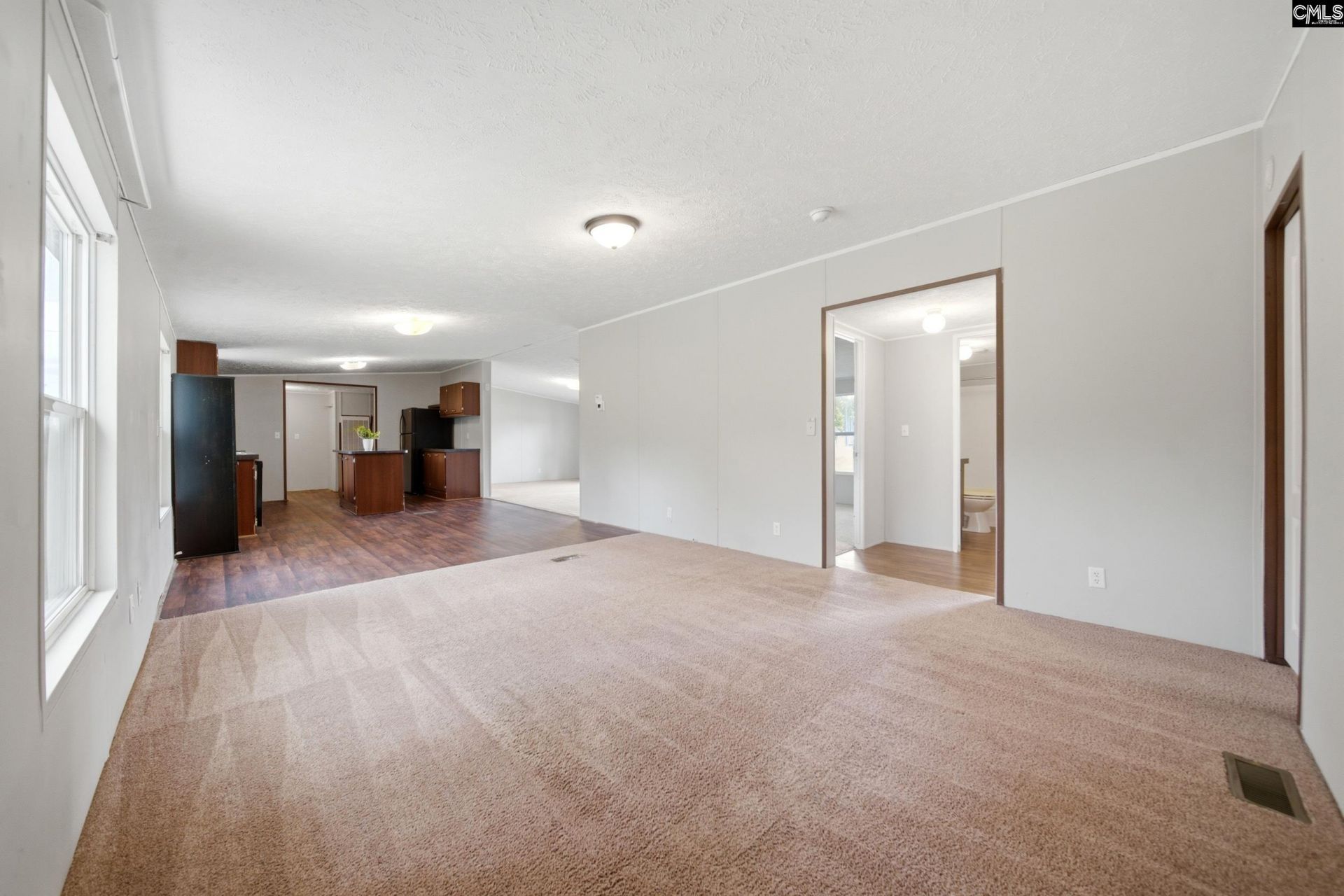 233 Peeler Road  Photo 14