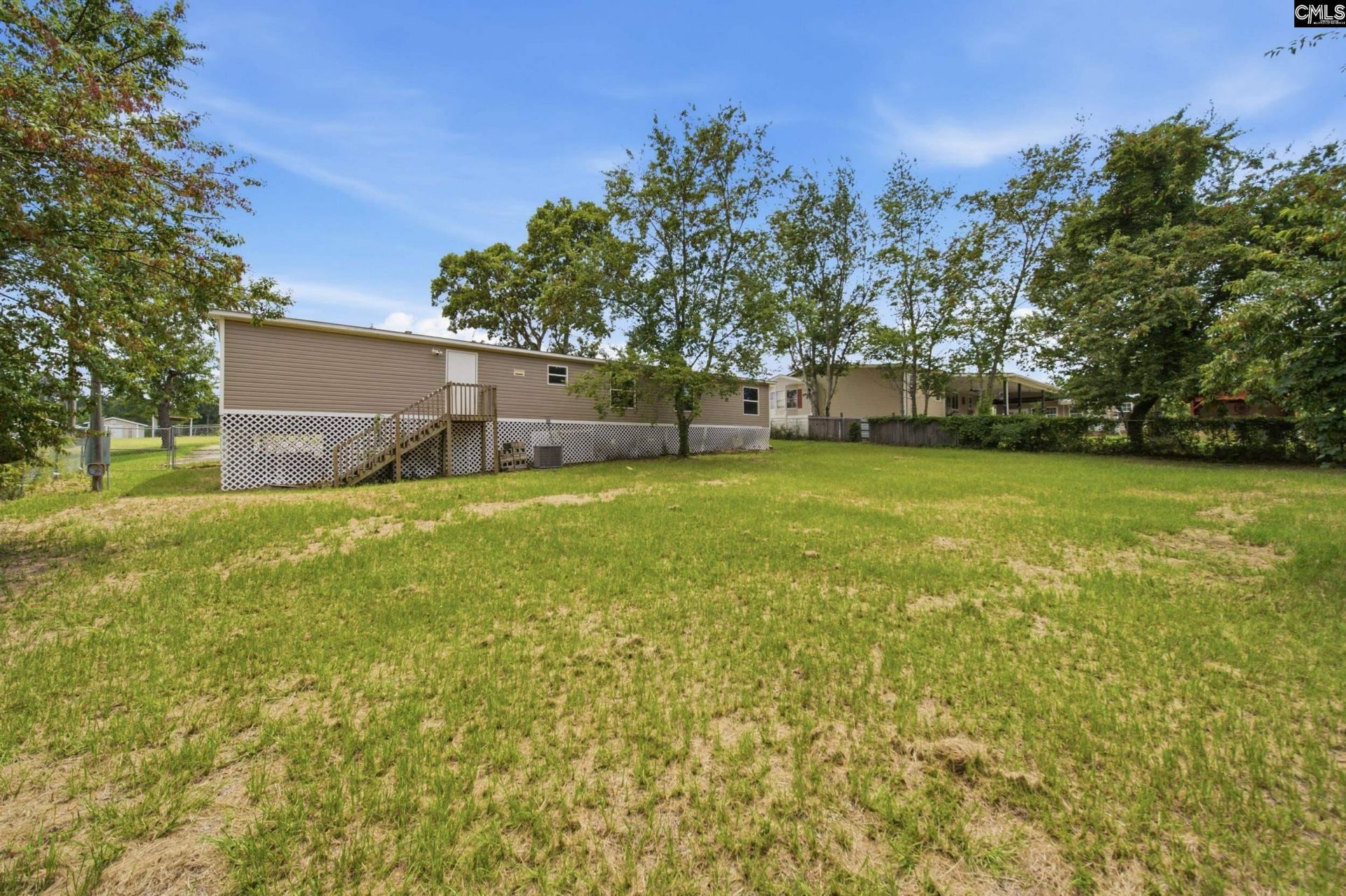 233 Peeler Road  Photo 18