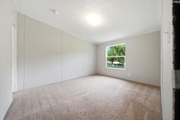 233 Peeler Road  photo 4