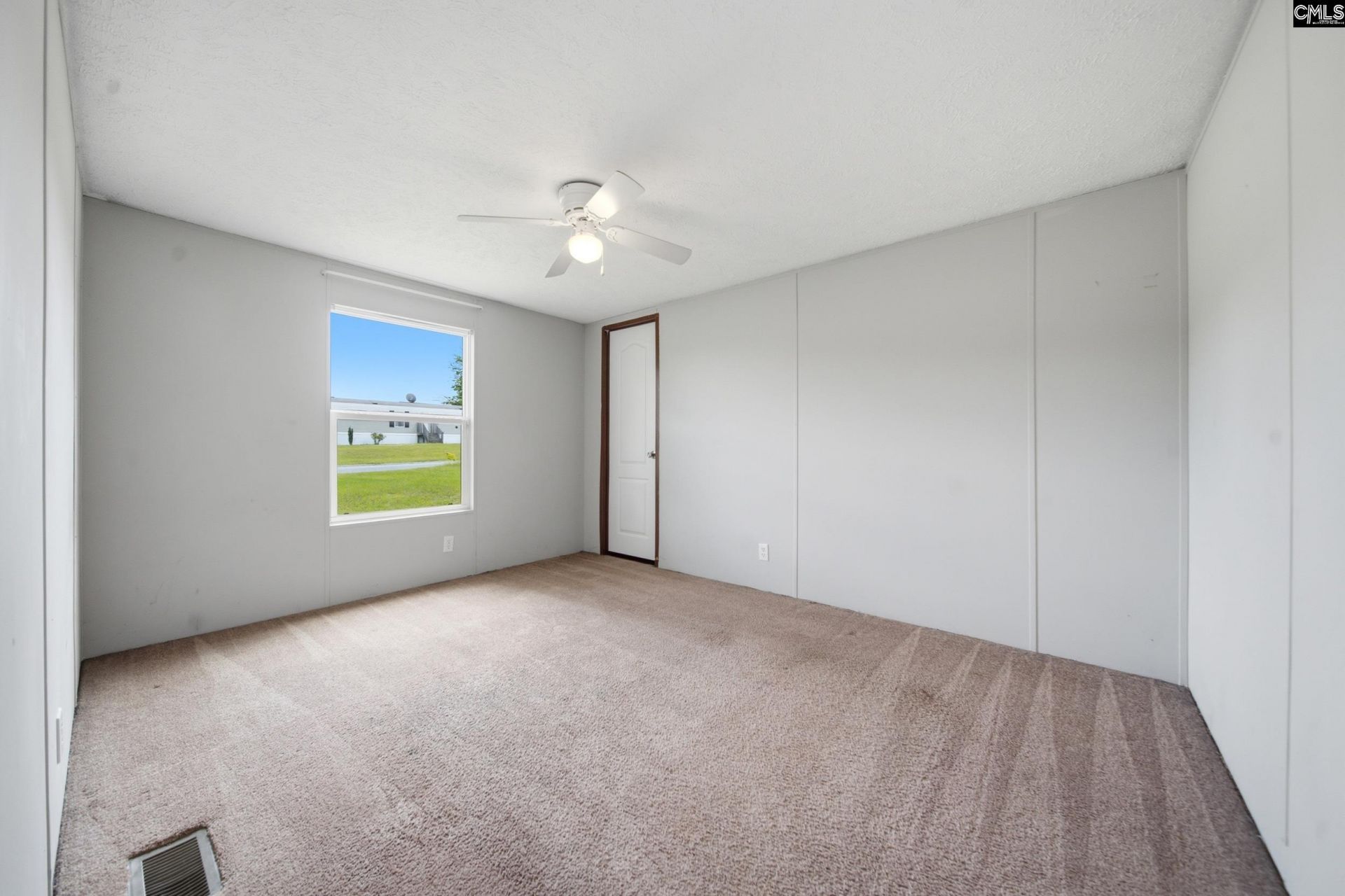 233 Peeler Road  Photo 6