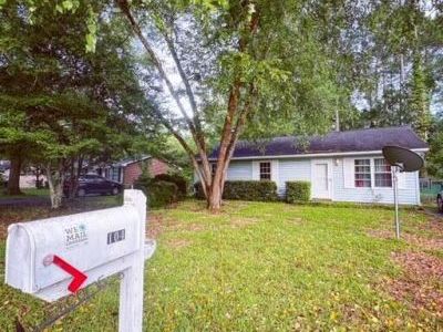104 Stephen Court, Summerville, SC 29483