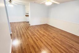 104 Stephen Court photo 4