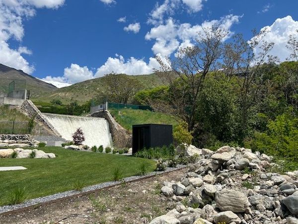 686 N HIDDEN HOLLOW DR E, Farmington, UT 84025