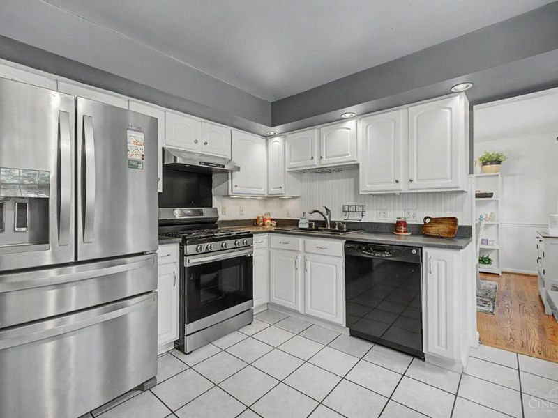 1104 Imprint Lane, Forest Park, OH 45240 Photo 13