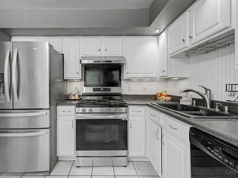 1104 Imprint Lane, Forest Park, OH 45240 Photo 14