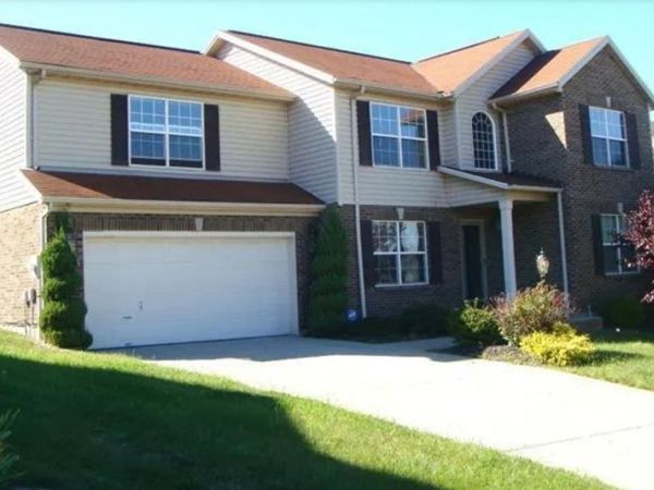 11909 Winston Circle, Forest Park, OH 45240