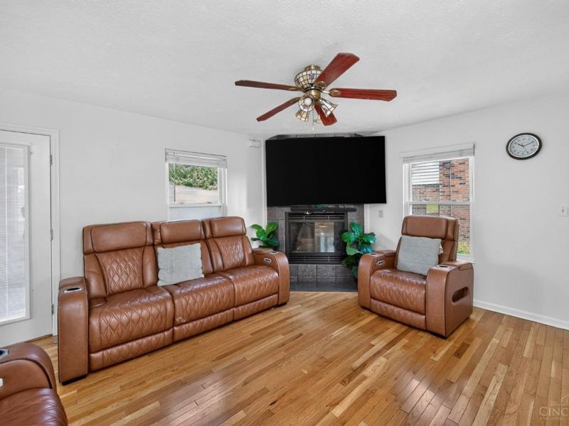 11909 Winston Circle, Forest Park, OH 45240 Photo 18