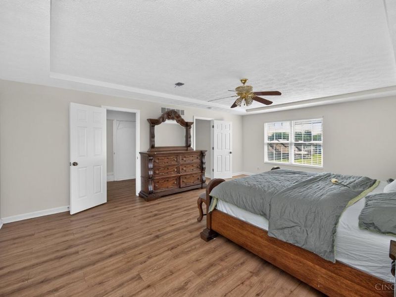 11909 Winston Circle, Forest Park, OH 45240 Photo 35