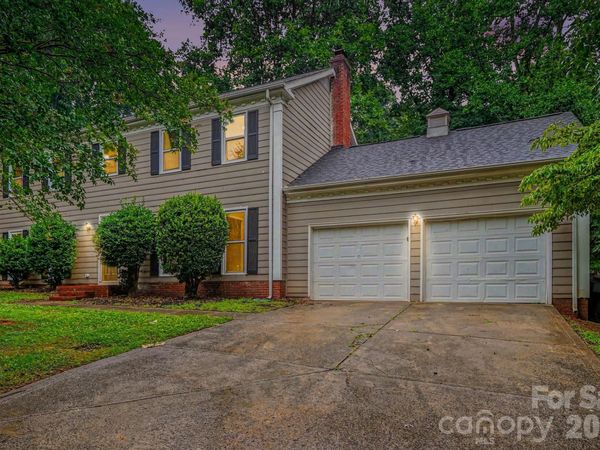 7111 Amarillo Drive, Charlotte, NC 28262