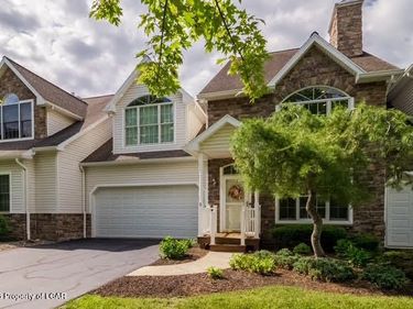 5 Dakota Drive, Dallas, PA 18612