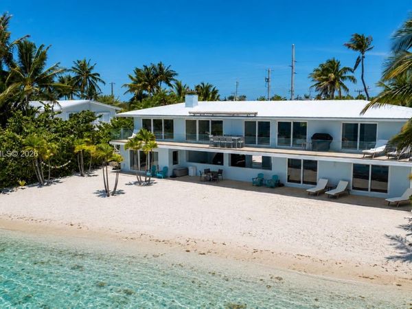 74051 Overseas Hwy , Islamorada, FL 33036