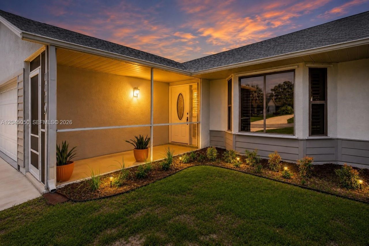 1119 SE Sabina Ln, Port Saint Lucie, FL 34983 Photo
