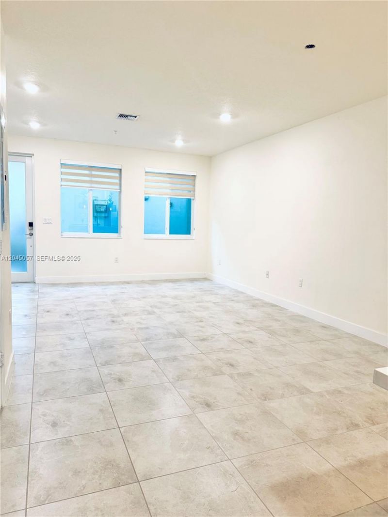 10295 NW 64th Ter , Unit 104, Doral, FL 33178 Photo