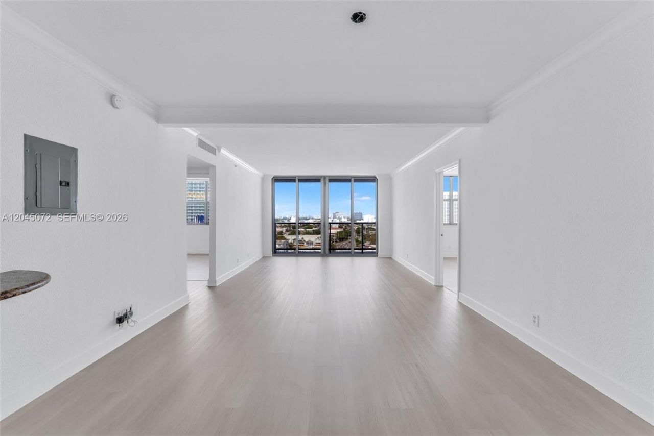 401 69th St , Unit 1201, Miami Beach, FL 33141 Photo
