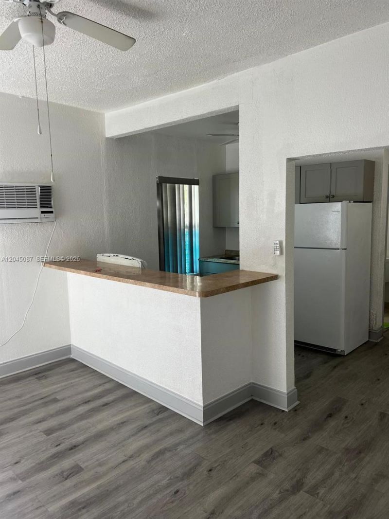 1322 SW 7th St , Unit 8, Miami, FL 33135 Photo