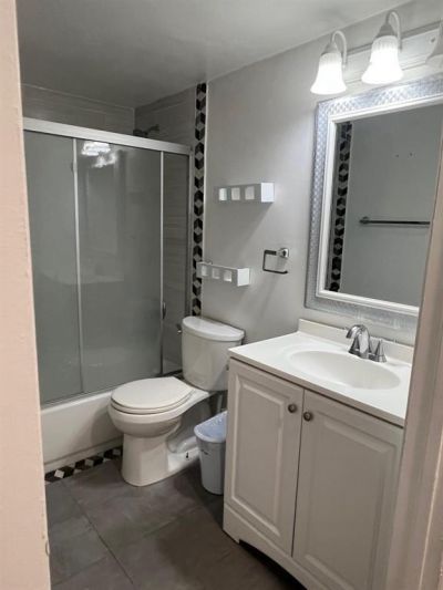 18840 NW 57th Avenue, Unit 101, Hialeah, FL 33015 Photo