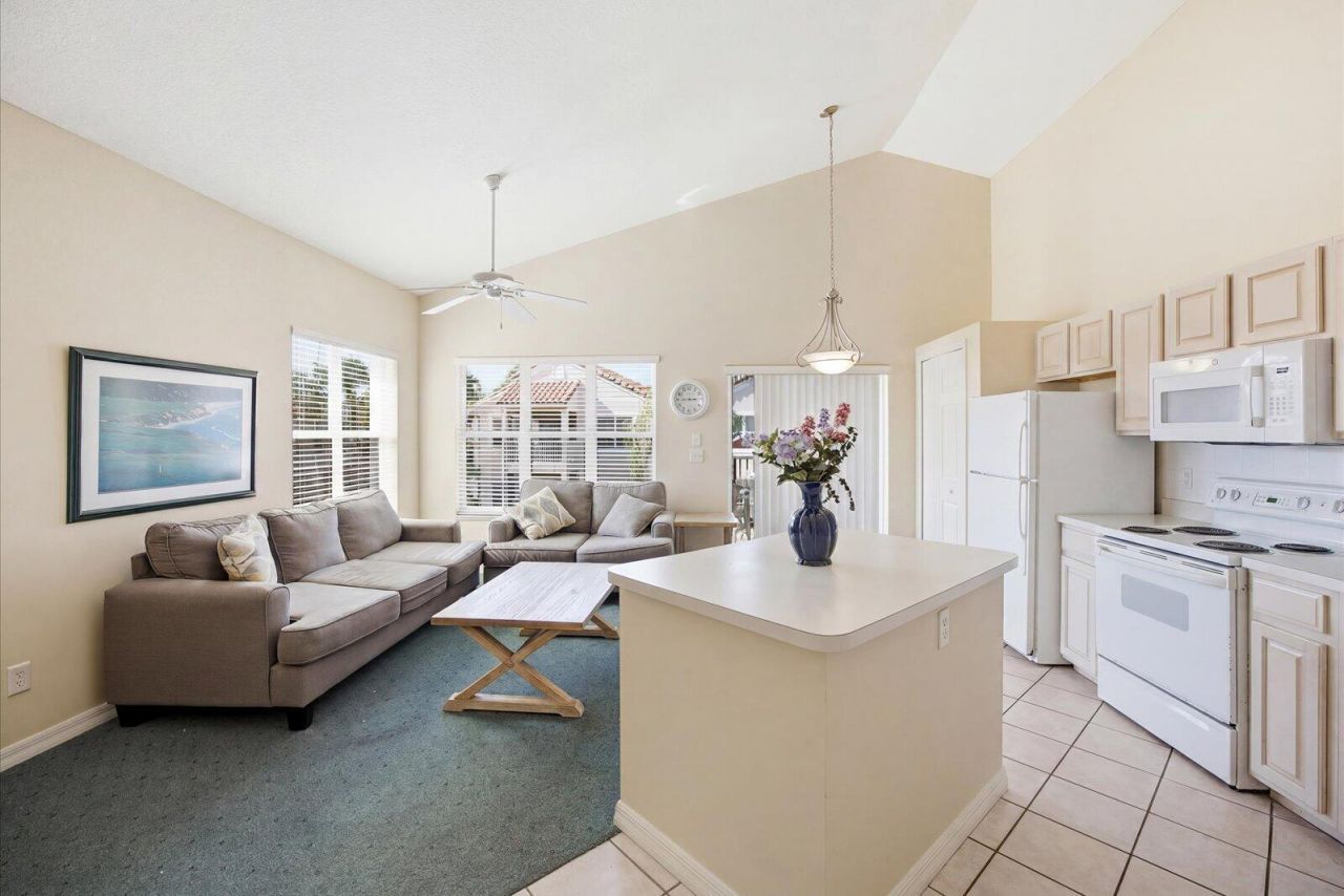 9929 Perfect Drive, Unit 106, Port Saint Lucie, FL 34986 Photo