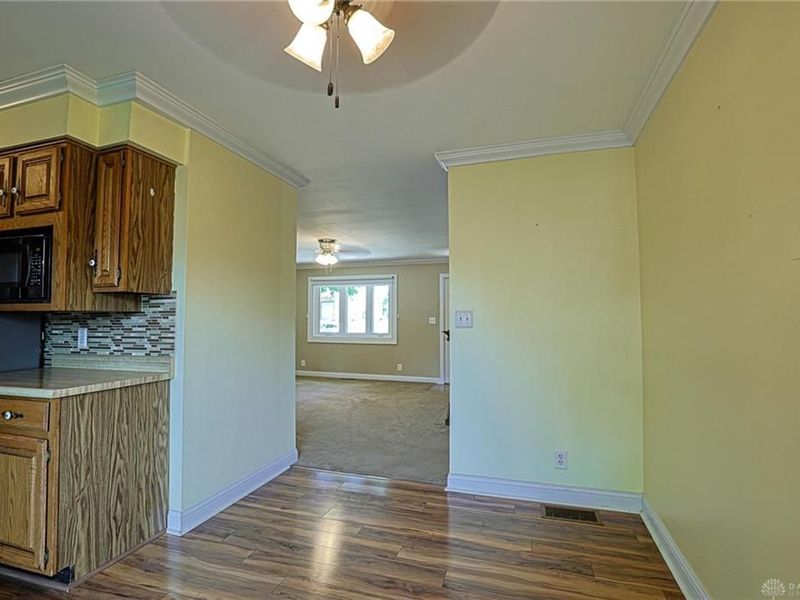 111 Stadia Drive, Franklin, OH 45005 Photo 12