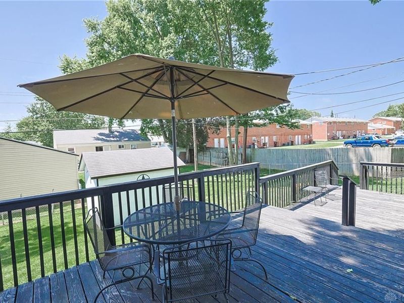 111 Stadia Drive, Franklin, OH 45005 Photo 28