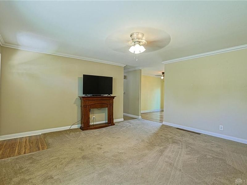 111 Stadia Drive, Franklin, OH 45005 Photo 7