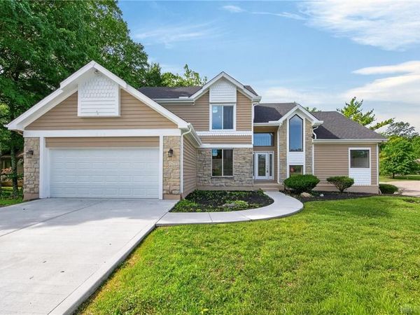 811 Wind Bluff Point, Springboro, OH 45066