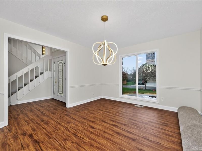 811 Wind Bluff Point, Springboro, OH 45066 Photo 8