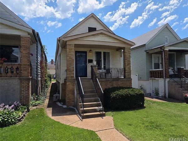 5342 Daggett Avenue , St Louis, MO 63110