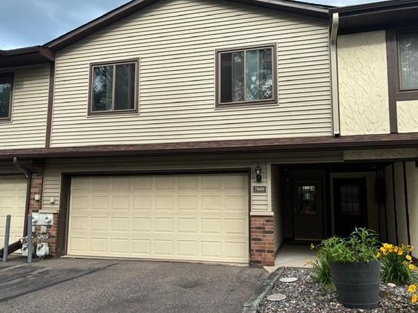 7608 Maplebrook Parkway N, Brooklyn Park, MN 55445